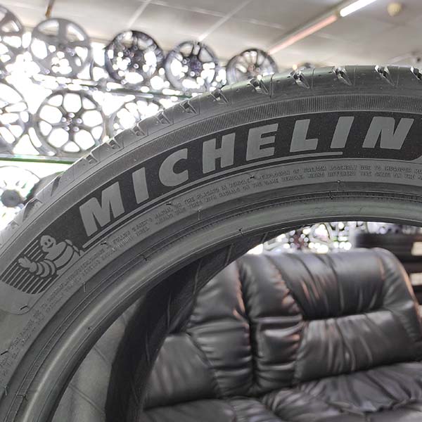 Летние шины Michelin e-Primacy 235/55 R19 105V XL 