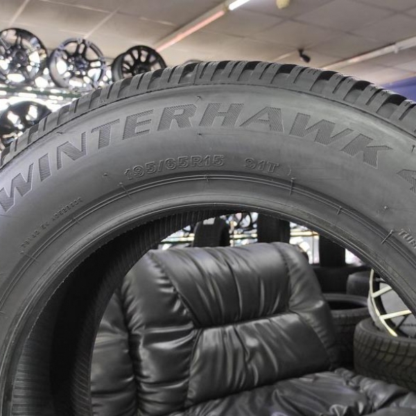 Зимові шини Firestone WinterHawk 4 255/60 R18 112V XL 