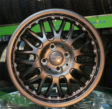 DOTZ Mugello 8,0x17 PCD ET35 D70,1 Black matt - Картинка 2