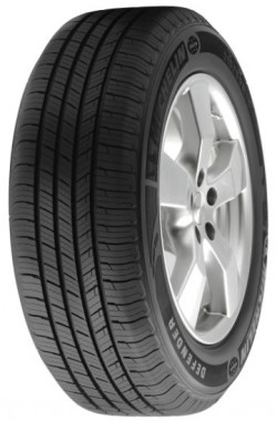 Michelin Defender 215/60 R17 96T