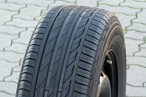 Bridgestone Turanza T001 215/45 R17 91Y - Картинка 3