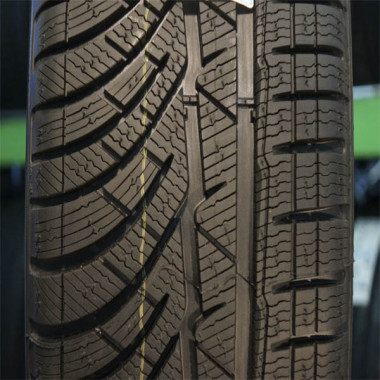 Michelin Pilot Alpin PA4 245/40 R18 97V XL - Картинка 7