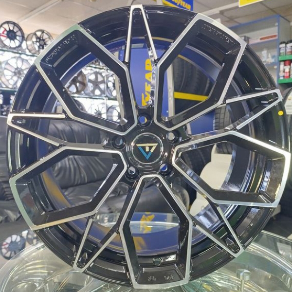 Легкосплавні  диски GT VLF05 18x9,0 PCD5x120 ET35 D72,6 BM