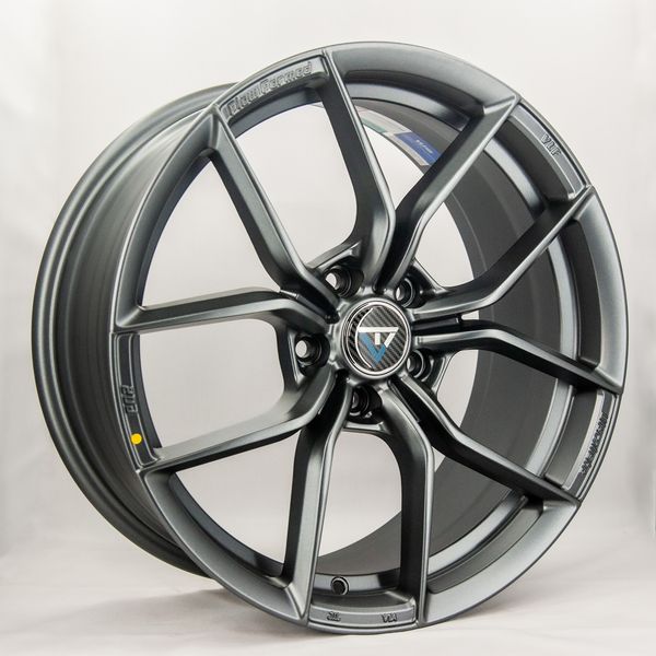 Литые  диски VLF VLF-P02 18x8,0 PCD5x112 ET38 D66,6 MG