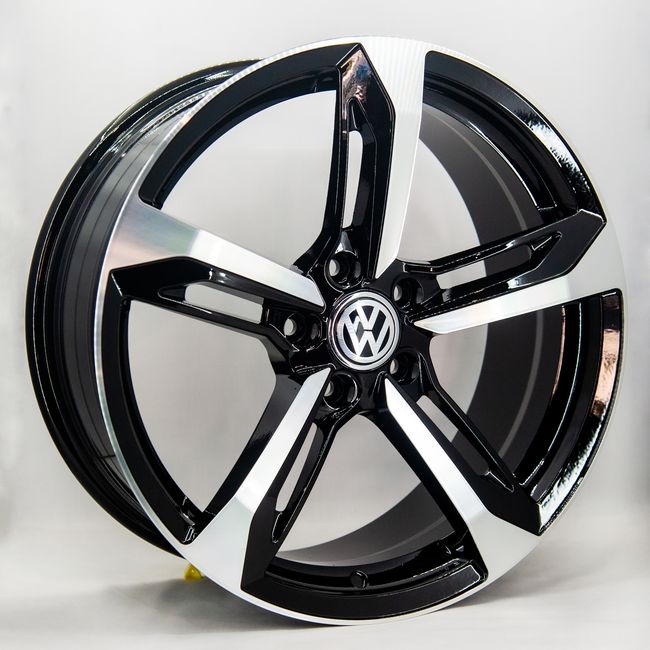 Литые  диски Replica Volkswagen GT DX219 18x8,0 PCD5x112 ET38 D57,1 MB