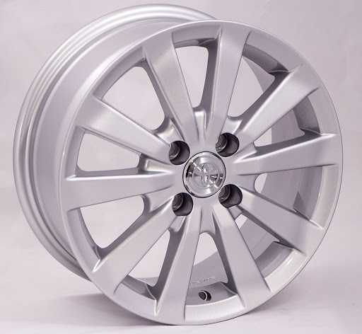 Литые  диски Replica TOYOTA BK104 15x6,5 PCD4x100 ET40 D54,1 S