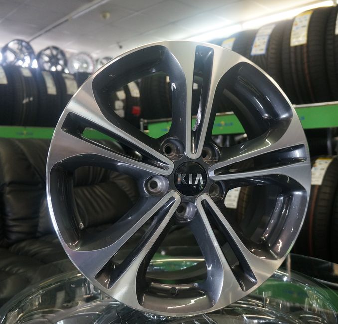 Легкосплавні  диски Replica Hyundai GT 5531D 17x7,0 PCD5x114,3 ET49 D67,1 GMF