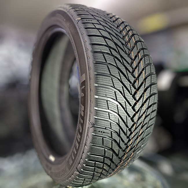 Зимові шини Michelin Pilot Alpin 5 245/45 R17 99H XL MO