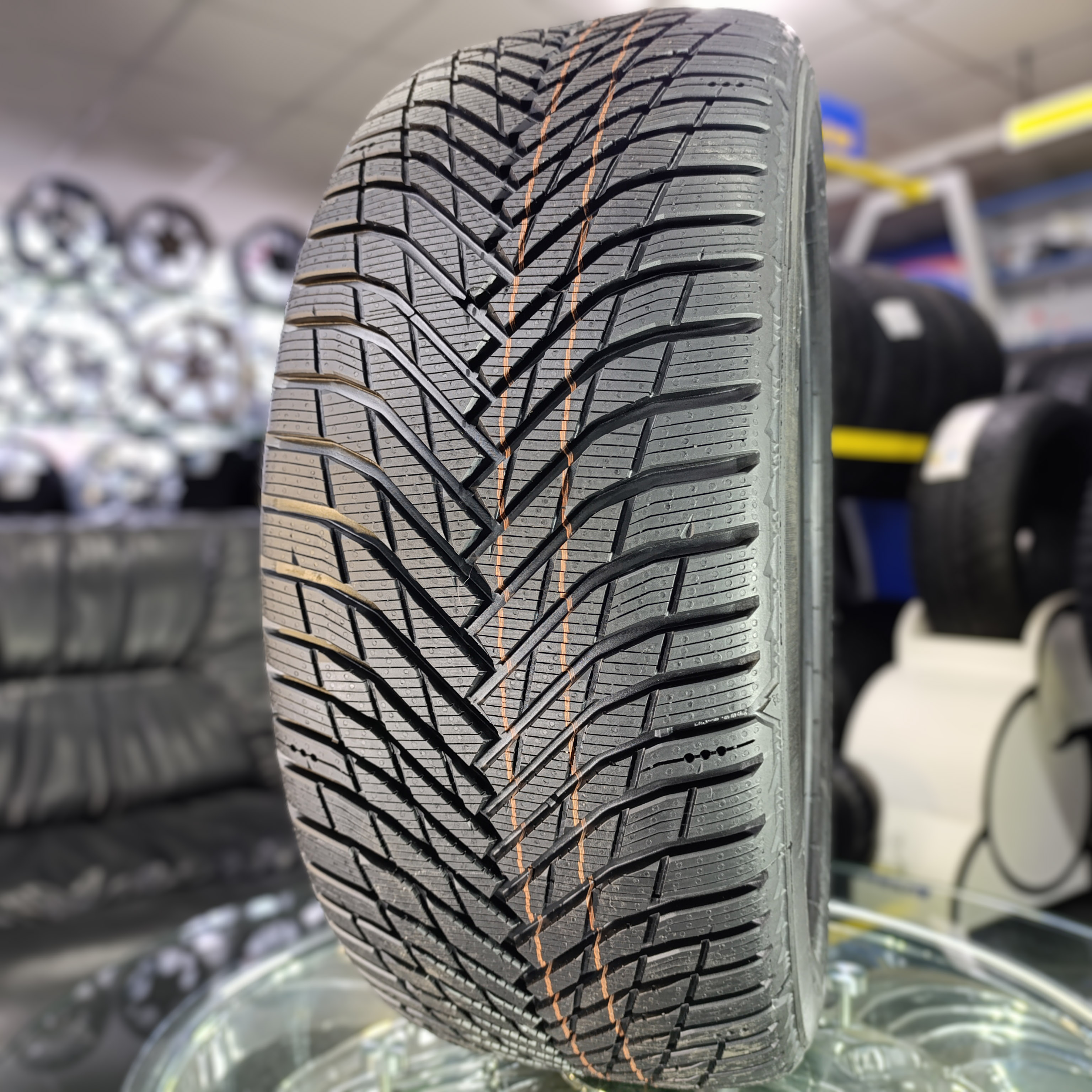 Зимові шини Michelin Pilot Alpin 5 245/45 R17 99H XL MO