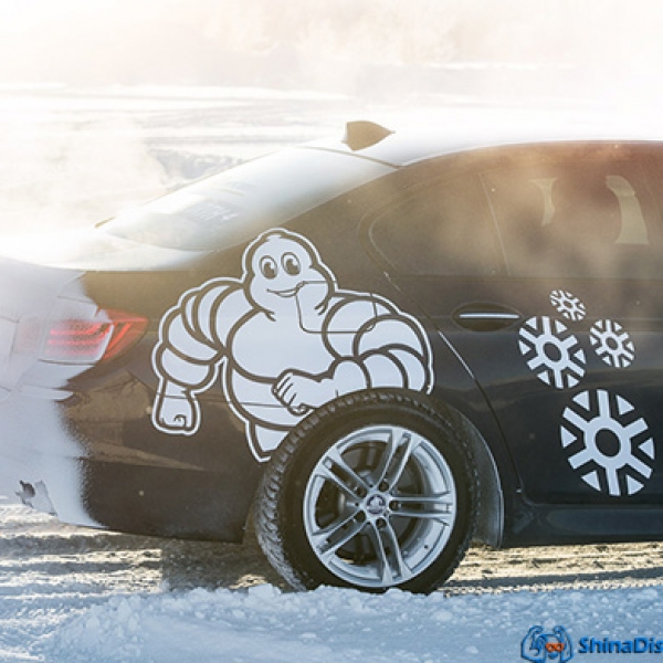 Зимові шини Michelin X-Ice North 4 205/65 R16 99T  шип