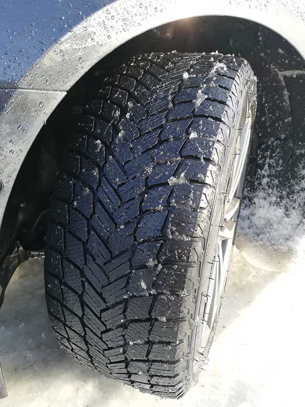 Зимові шини Michelin X-Ice Snow SUV 275/55 R20 113T 