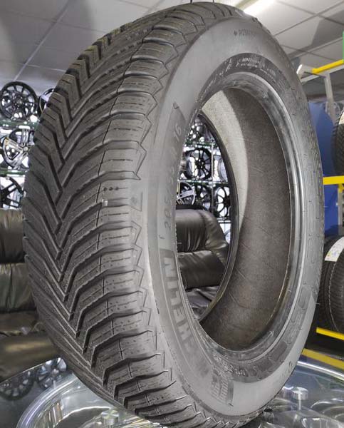 Всесезонні шини Michelin CrossClimate 2 265/65 R17 112H 