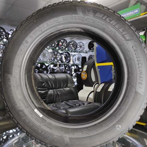 Всесезонные шины Michelin CrossClimate 2 205/60 R15 95V XL 