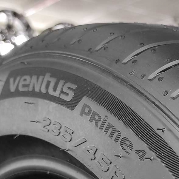 Літні шини Hankook K135 Ventus Prime 4 225/50 R17 98W XL 