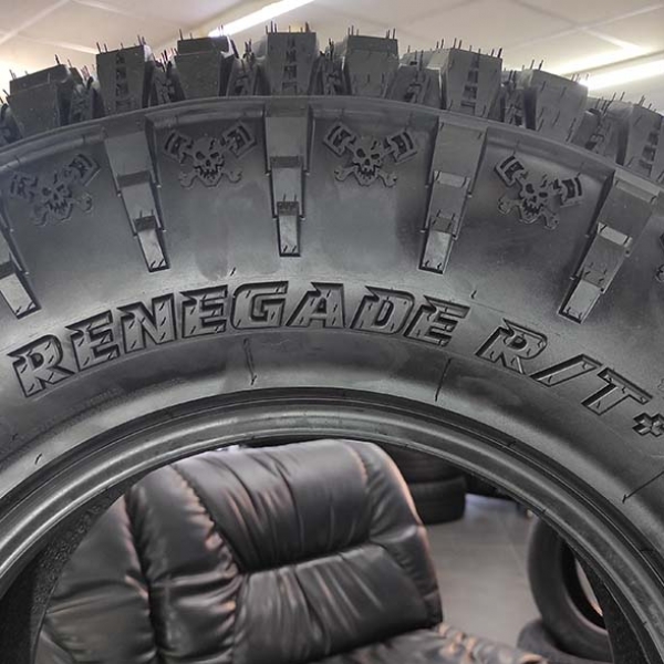 Всесезонні шини RADAR Renegade R/T+ r/p POR 275/65 R18 119/116Q 