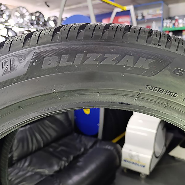 Зимние шины Bridgestone Blizzak 6 235/65 R17 108V XL Enliten