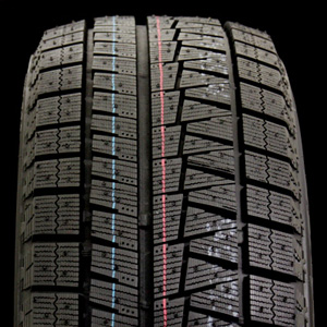 Зимові шини Bridgestone Blizzak Revo GZ 225/60 R17 99S 